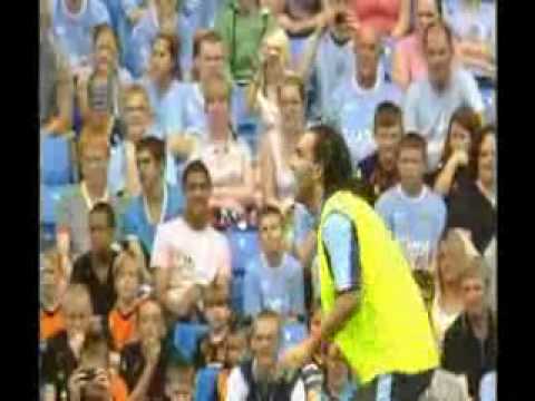 Tevez back at 5 Old Trafford for Carling Cup semi