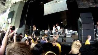 I Set My Friends On Fire &quot;Excite Dyke&quot; LIVE at Warped Tour 2011