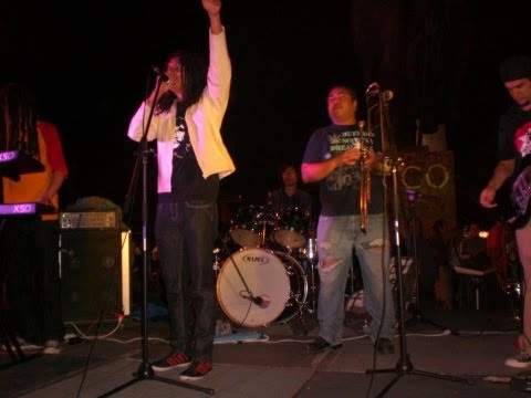 Rebel Sound Band - Soul Rebel (Directo Guadalajara 2013 ) En vivo