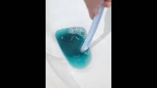 Flexibilná čistiaca kefa na wc