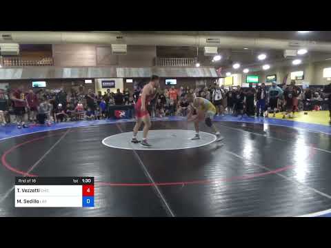 88 Kg Rnd Of 16 - Tony Vezzetti, Chicago Wrestling Club Vs Manuel Sedillo, Las Vegas Wrestling Clu
