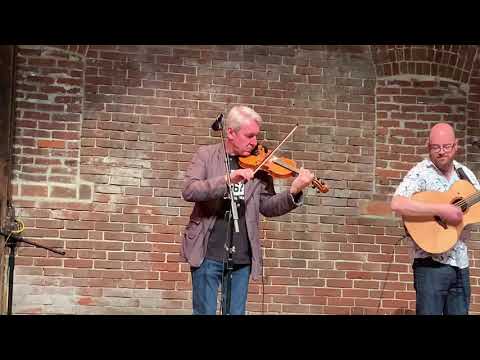 The Twa Corbies - Old Blind Dogs