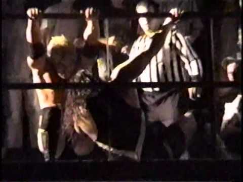 Bobby Roode vs Chi Chi Cruz - RAW July 4th 2001