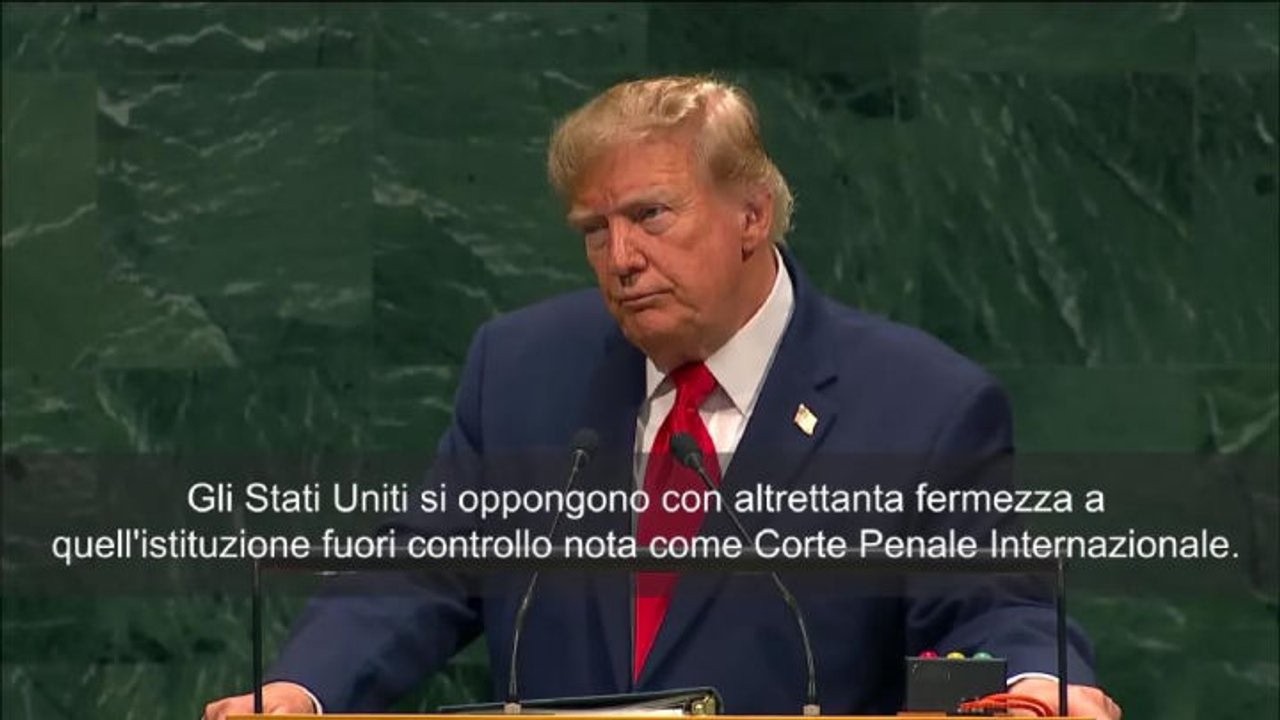 Trump: Corte penale internazionale banda di teppisti