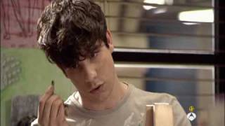 Fred pense � David
