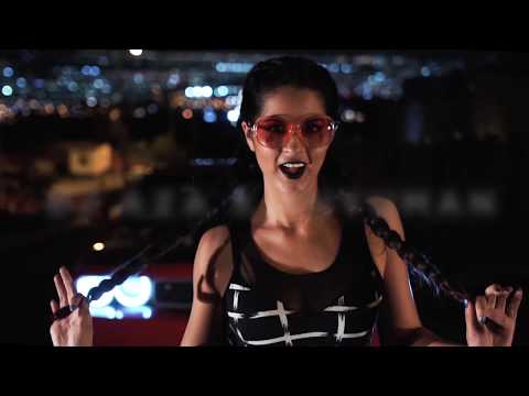DJ Aza Ft Yuyuman - Mami Muevelo (Video Oficial)