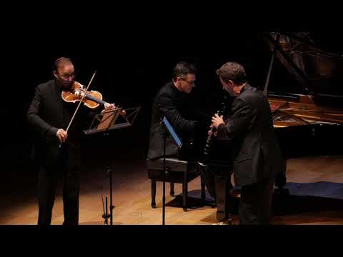 Igor Stravinsky -- L'histoire du soldat for violin, clarinet and piano