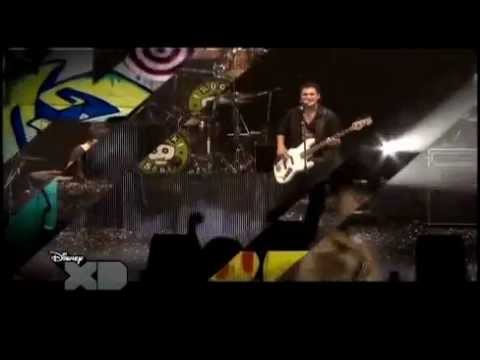 Rock Bones: Familia Punk (Gran Rex)