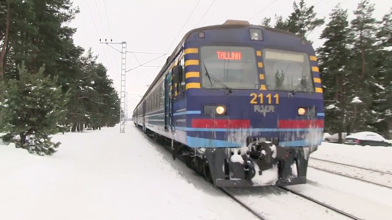 Электропоезд ЭР2-1293/1294 на о.п. Кивимяэ / ER2-1293/1294 EMU at Kivimäe stop