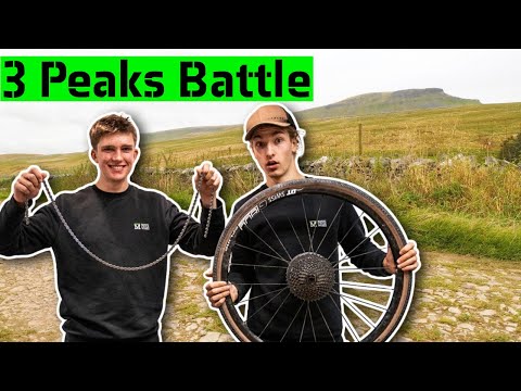 Fighting it out at the 3 Peaks Cyclocross Race