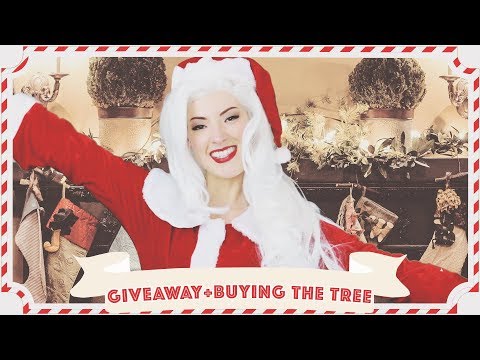 Christmas Giveaway // Vlogmas Day 1 [CC] Video