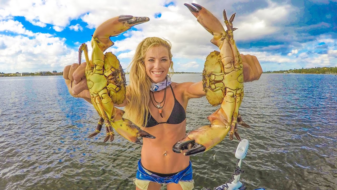 Stone Crab Claws! BEST How To Go CRABBING in Florida! (Catch Clean Cook) EASY and FUN!