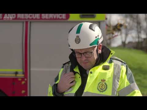 Ambulance S12E01 - Ambulance Series 12 Episode 1