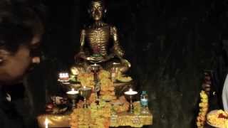 preview picture of video 'Buddhist Pilgrimage Pragbodi Part 3'