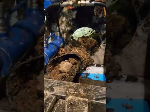 Extractie teava fonta, inlocuire canalizare bloc, schimabare canalizare bloc