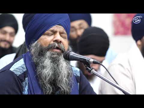 gurmukh naam japhu man mere - Bhai Ravinder Singh - Manchester Smagam 2018 Fri Eve