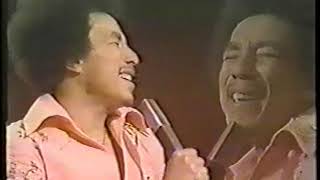 Smokey Robinson - Baby Come Close