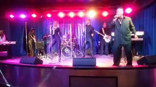 Darron Moore and The 14th Floor Kiss