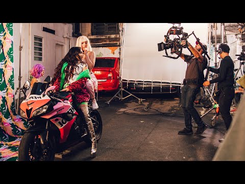 POR TRAS DO CLIPE (TAINÁ COSTA e K2) *bum bum Aribaba*