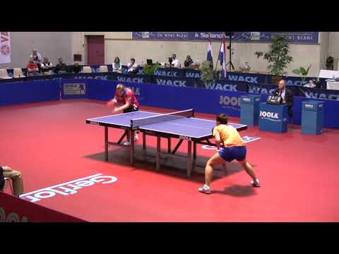 Carole GRUNDISCH - Linda CREEMERS  (momo rétro)