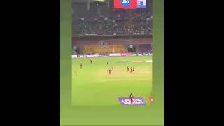 Wanidu hasaranga takes his maiden ipl wicket |ipl 2022