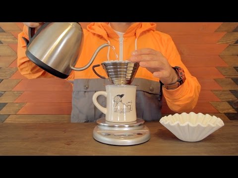 Kalita Wave | One Minute Coffee Brewing Tutorial