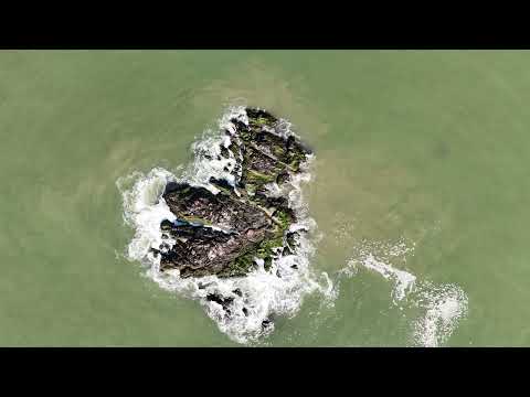 Sobrevolando la Isla de los Albardones en Los Titanes: Belleza Natural desde el Cielo