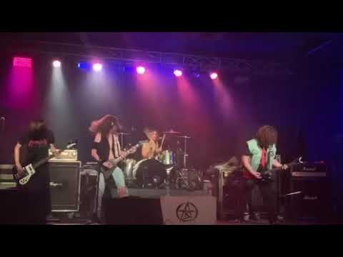 Absolute anarchy live at the diesel lounge// Anarchy in the uk// Mötley crüe Jailhouse rock end