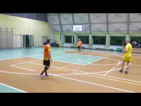 13.12.2017 r. Traper Chichy – Wyrewolwerowani Rewolwerowcy  .SHLPN -5  kolejka. (2)