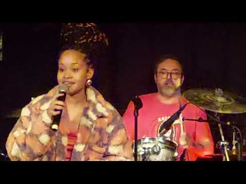 Farewell tour Max Romeo Xana Romeo (Burgerweeshuis Deventer NL)  P2