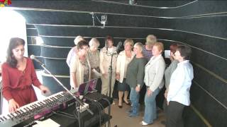 Studio Session: Never Sol se sborem Elpida