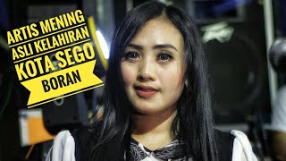 Download lagu Tulang Rusuknya Nia Agustin Bikin Penonton Langsung Goyang OOMEGA Live Widang Tuban mp3