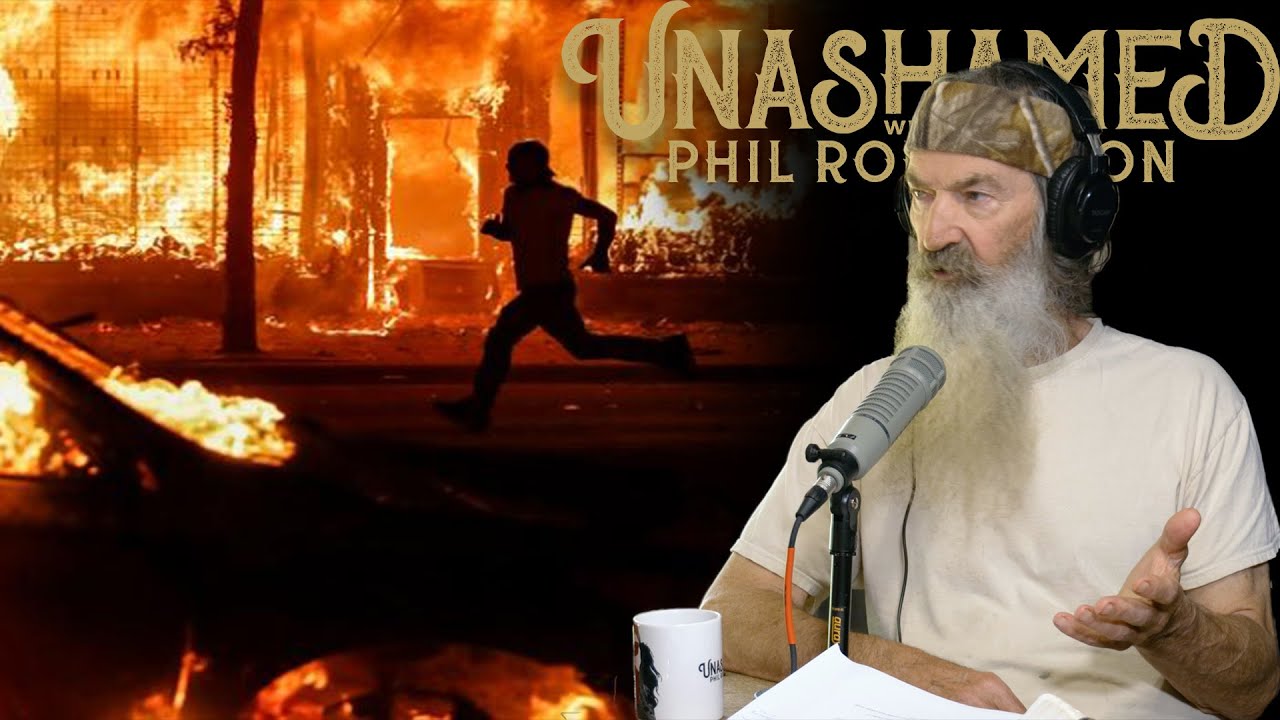 Ep 97 | Phil Robertson's Answer to Police Brutality and Mob Violence