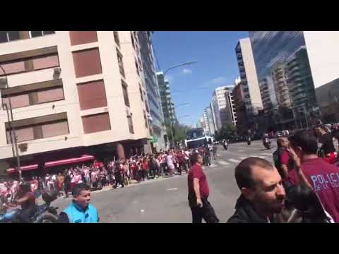 Más vídeos de la Batalla Monumental