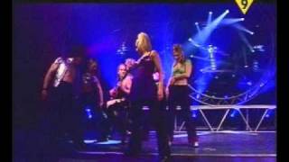 McKenzie ft Jessy - Be my lover (TMF Showcase)