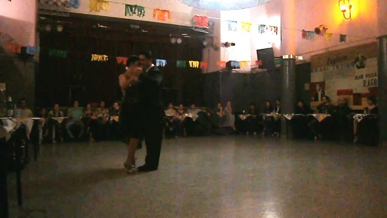 Alexa Yepes y Edwin Espinosa en El Motivo, 2/9/2013