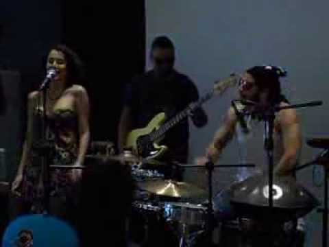 Guga Machado  Mafagafo  Fnac 10 11 2013 com Tabatha Fher