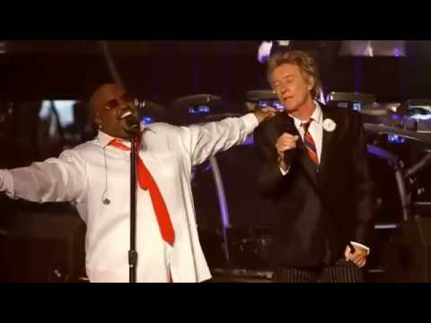 CeeLo Green & Rod Stewart   Merry Christmas, Baby