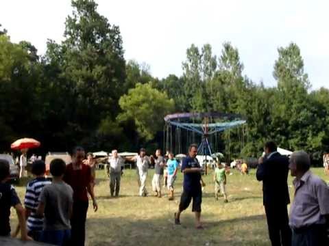 CORNEL COJOCARU LA SARBATOAREA PINULUI DE LA STUBEI - cea mai frumoasa hora de joc