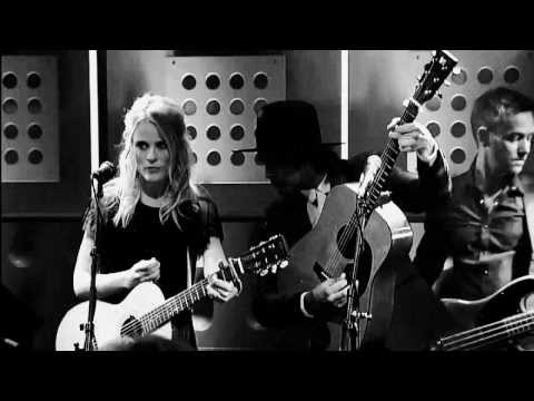 The Common Linnets - Calm After The Storm - The Netherlands - Eurovision (Studio Version)