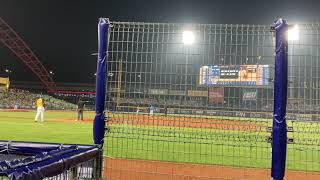 Re: [問題] 昨天詹打雙殺現場觀眾的反應？