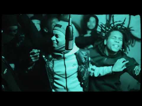 LA - Freestyle/C-Blu Diss (Live Performance)