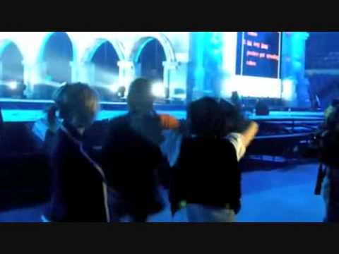 School Gyrls - Something Like a Party