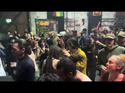 Jahmbassador Hi-Fi Sound System plays Last Tune/Lights On@WaDaDa Buda BXL(9-11-2024)