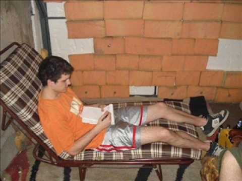 Mikri Maus, Makanidja, Kruks - Džordž Kluni (2009)