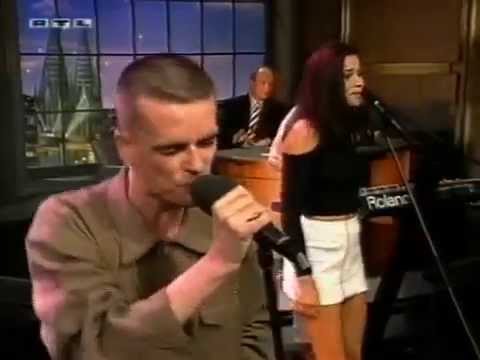 1994 - Six Was Nine "Drop Dead Beautiful" live