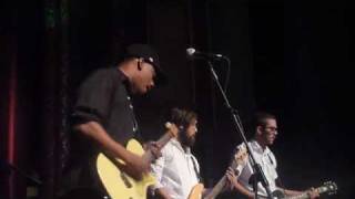 Black Joe Lewis & The Honeybears "Livin in the Jungle" 7/1/10 York, Pa Capital Theatre