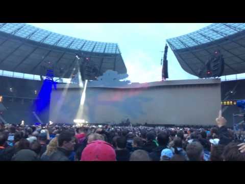 U2 - Singin' In The Rain/Bad/Heroes, Berlin Oplympia Stadium, 12-07-2017
