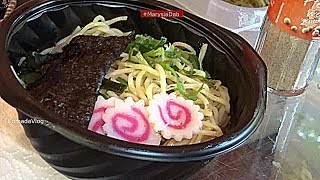 Traditional Ramen suppen + Ramen Burger festival Berlin Asia Street food