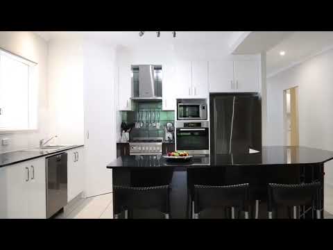 Video for 24 The Links, Robina  QLD  4226